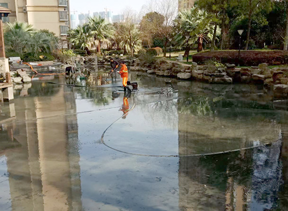 芒康景观池淤泥清理