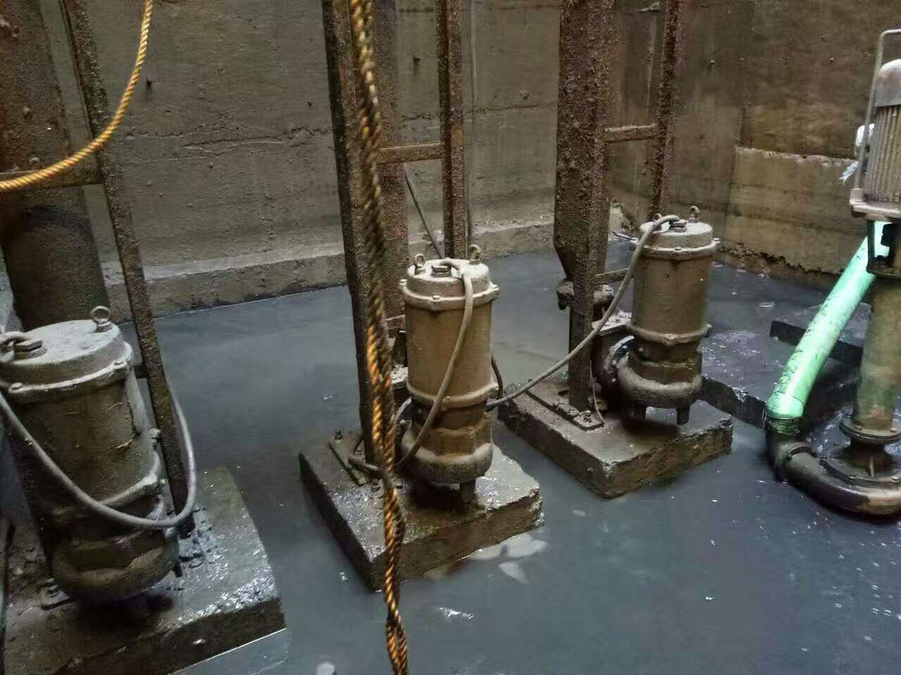 芒康污水池清理